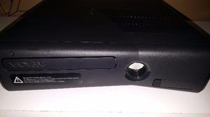 Xbox 360 S Slim Original Con Disco De 250 Y 2 Juegos Control