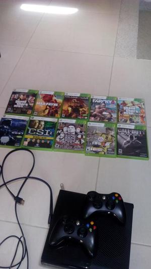 Vendo Exbox 360 de Segunda con 10 Juegos