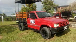 Mazda B2200 1994 Estacas - Bucaramanga