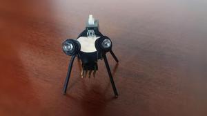 Mini insecto robotico