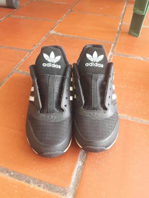 Zapatos Adidas