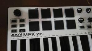 Akai Mpk Mini Bnw