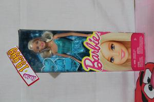 Barbie Glitz and Glam Vestido Azul. original de mattel.