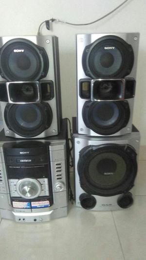 VENDO EQUIPO DE SONIDO