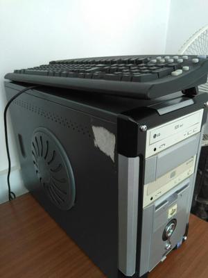Torre Pentium 4 con Quemador de Cd