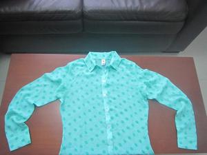 VENDO BLUSA EN CHIFON PUNTO, DE MANGA LARGA EN VERDE AGUA