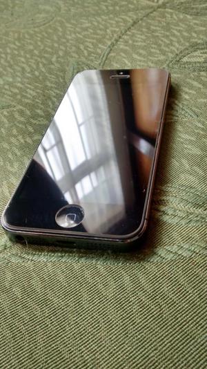 iPhone 5G 16 Gb + Carcasa Cargador