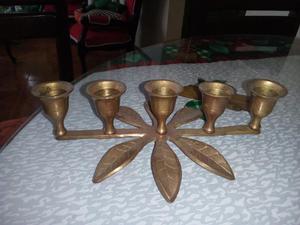 Vendo Precioso Candelabro en Bronce