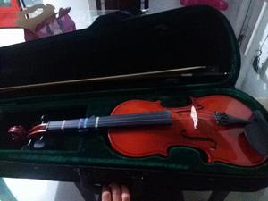 Violin 4/4 con Estuche