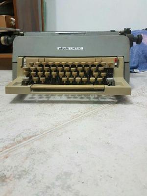 Máquina de Escribir Clásica Olivetti Lin - Medellín