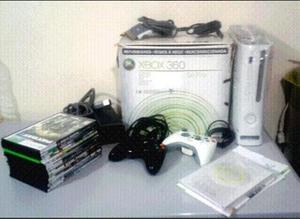 Xbox 360 de 120 gb. con 2 controles y cables