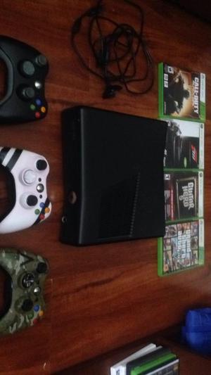 Xbox 360 Slim