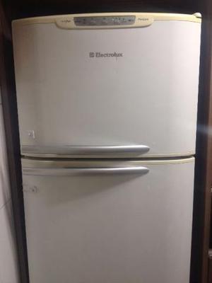 NEVERA NO FROST ELECTROLUX DFF44