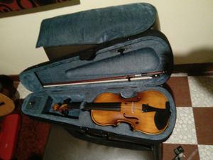 Violin 4/4 en perfecto estado marca mavis