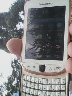 Vendo Cambio Blackberry Torch Funciina P