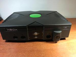 Vendo Xbox Clásico con 2 controles