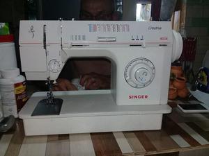 Maquina de coser SINGER - Armenia