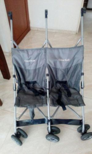 Se vende coche para dos babys