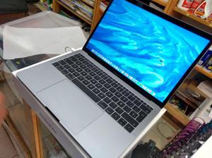 Macbook Pro 13,3 Ultima Generacion