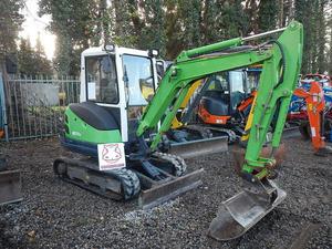 Mini Excavadora Usada Kubota KX713 2007 con 2155h En Venta -