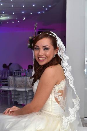 VESTIDO DE MATRIMONIO CON VELO