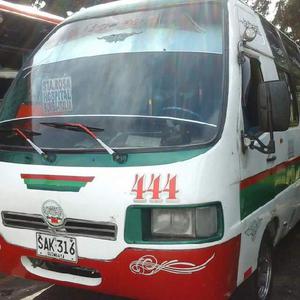 buseta expreso alcala muy buen estado - Armenia