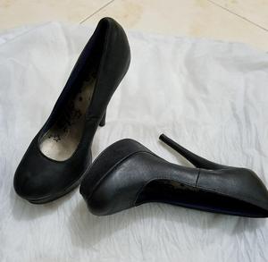 tacones Negros