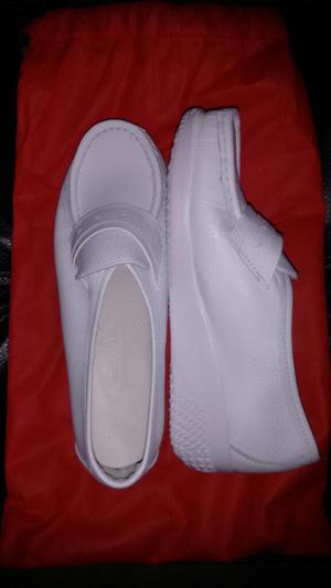 Zapatos Blancos Enfermeria