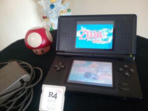 Nintendo DS Lite, trae memoria con más de 50 juegos y