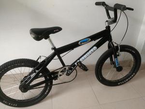 Vendo Bicicleta Bmx Nueva