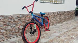 bicicleta BMX