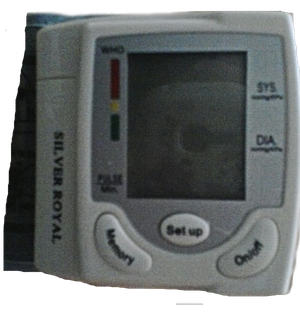 Tensiometro Digital De Muñeca Monitor Presión Arterial