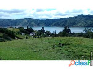 LOTE LAGO CALIMA EN PARCELACIÓN