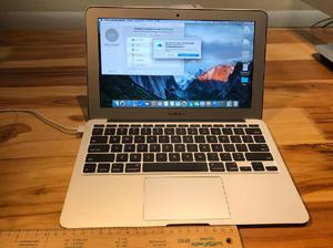 Macbook Air de Apple de segunda como nueva con muy poco uso