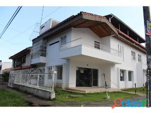 VENDO CASA ESQUINERA TEQUENDAMA,CALI