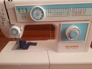 Vendo Maquina de Coser Milenio