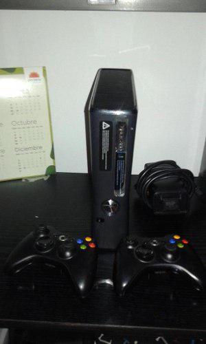 Xbox 360 Slim 5.0 Rgh 500 Gb 2 Controles Caja Y Cargadores