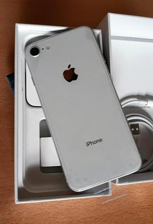 iPhone 8 Silver de 64Gb