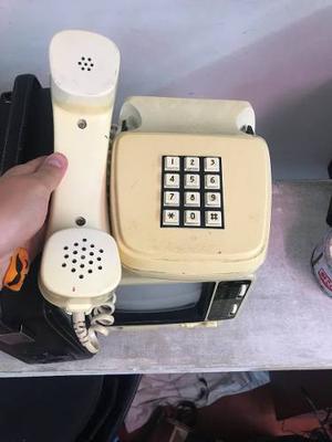 Teléfono Antiguo De Teclado