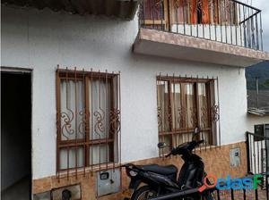 SE VENDE CASA EN CALARCA