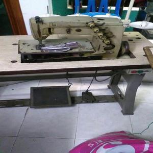 Aprovecha se vende maquinas de coser, Fileteadora y Collarin