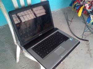 Laptop portatil Toshiba de 15 usada perfecto estado -