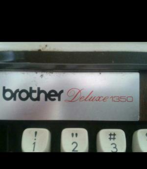 Maquina de Escribir Brother Deluxe 