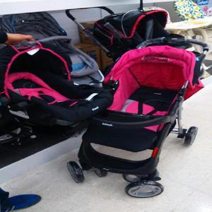 Vendo Hermoso Combo para Bebe - Madrid