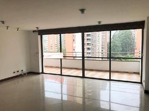 Apartamento en El Poblado Las Santas - Medellín