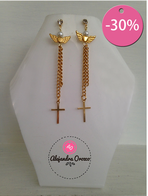 Aretes de angel dorado