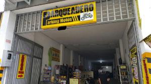 Se vende negocio, parqueadero de motos centro de Pereira. -
