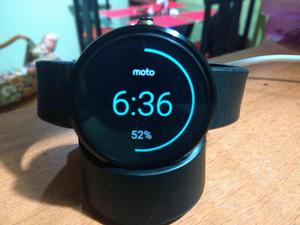 Moto 360 smartwatch excelente estado