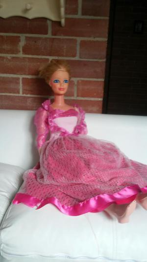 Muñeca Barbie Super Grande