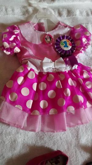 Vestido de Minie Mouse,incluye zapatos y accesorios, talla